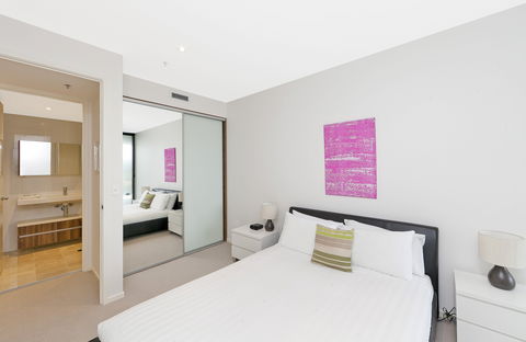 Astra Canberra Manhattan - Coogee Beach Accommodation 4