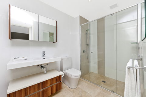 Astra Canberra Manhattan - Coogee Beach Accommodation 5