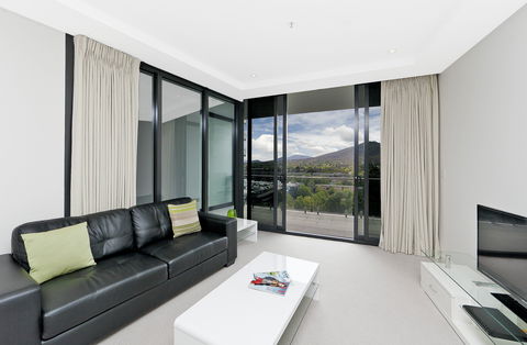 Astra Canberra Manhattan - Coogee Beach Accommodation 6
