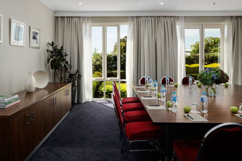 Rydges Newcastle - Coogee Beach Accommodation 7