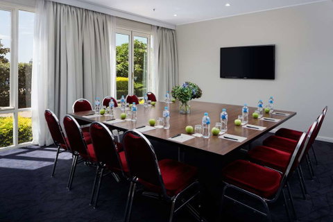 Rydges Newcastle - Coogee Beach Accommodation 8