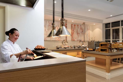 Rydges Newcastle - Coogee Beach Accommodation 10