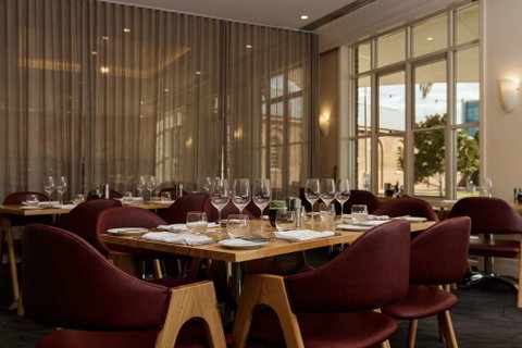 Rydges Newcastle - Coogee Beach Accommodation 13