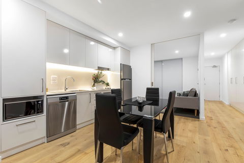 Astra Apartments Newcastle - Coogee Beach Accommodation 2