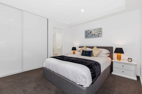 Astra Apartments Newcastle - Coogee Beach Accommodation 4