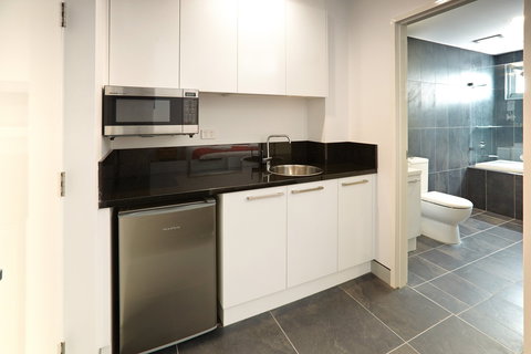 Crown on Darby - Coogee Beach Accommodation 9