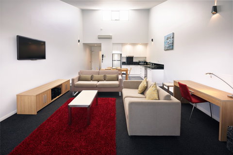 Crown on Darby - Coogee Beach Accommodation 10