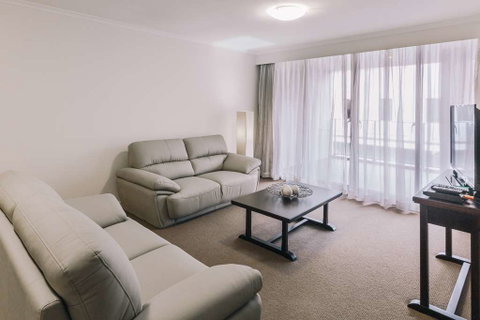 Newcastle Central Plaza - Coogee Beach Accommodation 9