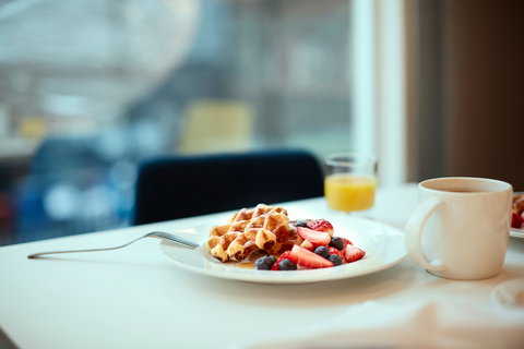 Holiday Inn Suites Geelong - Coogee Beach Accommodation 11