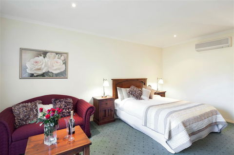 Best Western Crystal Inn - Coogee Beach Accommodation 0