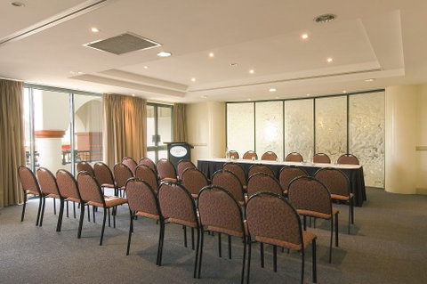 Oaks Calypso Plaza Resort - Coogee Beach Accommodation 4