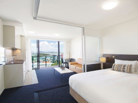 Oaks Grand Gladstone - Coogee Beach Accommodation 4