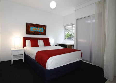 Miro Apartments - Coogee Beach Accommodation 1