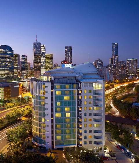 The Point Brisbane Hotel - Coogee Beach Accommodation 0
