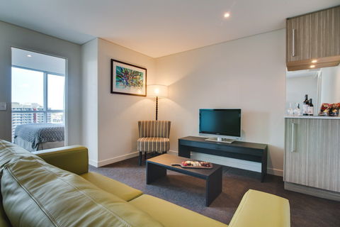 The Point Brisbane Hotel - Coogee Beach Accommodation 1