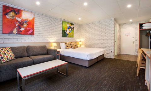 Villa Noosa Hotel - Coogee Beach Accommodation 2