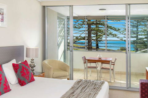 Mantra The Observatory Port Macquarie - Coogee Beach Accommodation 1