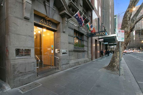 Alto Hotel on Bourke - Coogee Beach Accommodation 0