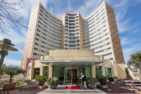 View Sydney - Coogee Beach Accommodation 0