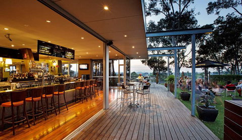 Nightcap at Shoppingtown Hotel - Coogee Beach Accommodation 1