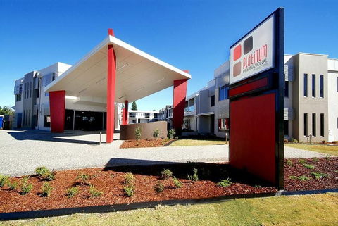 Platinum International - Coogee Beach Accommodation 2