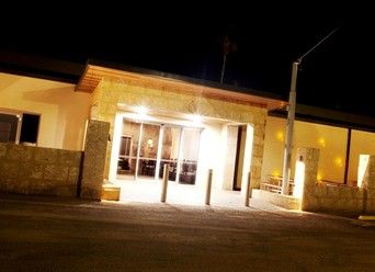 Newman Hotel - Coogee Beach Accommodation 0