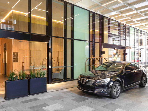 Novotel Melbourne Central - Coogee Beach Accommodation 1