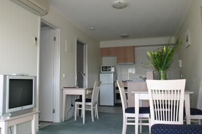Nova Star Gate Serviced Apartments - Coogee Beach Accommodation 1
