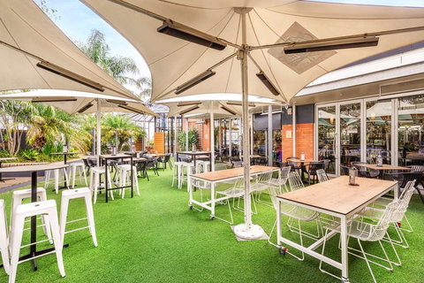 Nightcap at Findon Hotel - Coogee Beach Accommodation 0