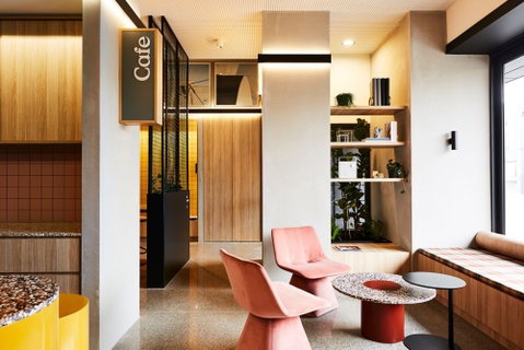 Lanbruk Apartment Hotel-Richomnd Hill - Coogee Beach Accommodation 2