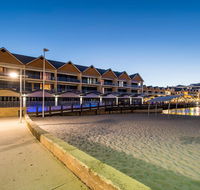 Dolphin Quay Apartment Hotel - Coogee Beach Accommodation