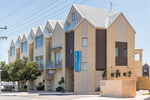 Serenity On The Terrace - Coogee Beach Accommodation 0