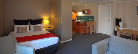 Quest Waterfront Serviced Apartments - Coogee Beach Accommodation 2