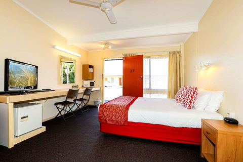 Comfort Inn Premier Coffs Harbour - Coogee Beach Accommodation 2