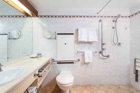 Adelaide Inn - Coogee Beach Accommodation 2