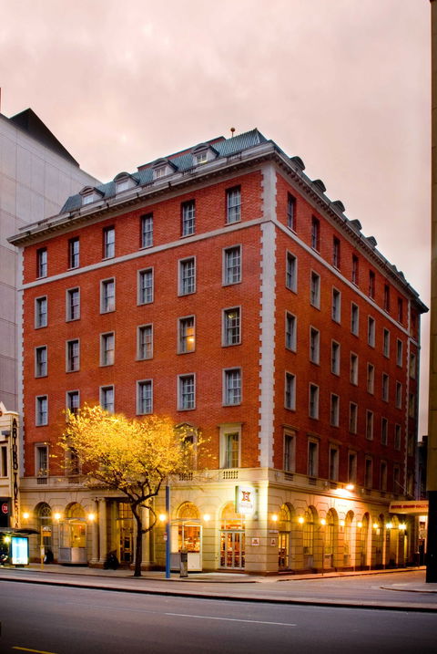Hotel Grand Chancellor On Currie - Coogee Beach Accommodation 0