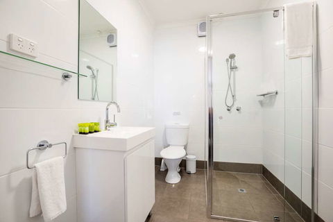 Nightcap At Finsbury Hotel - Coogee Beach Accommodation 1