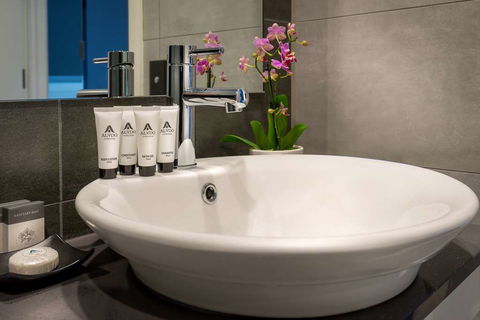 Crest On Park - Coogee Beach Accommodation 1