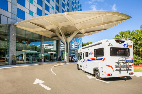 Holiday Inn Sydney Airport - Coogee Beach Accommodation 1