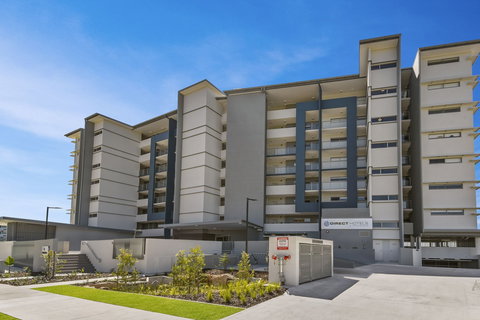 Direct Hotels - Aquarius Kawana - Coogee Beach Accommodation 0