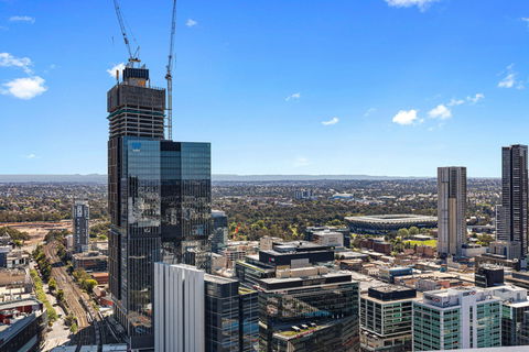 Astra Apartments Parramatta - Skyrise - Coogee Beach Accommodation 3