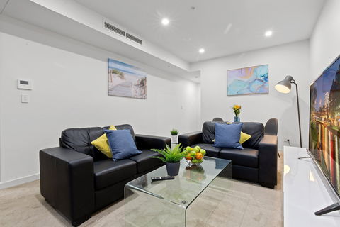 Astra Apartments Parramatta - Skyrise - Coogee Beach Accommodation 4