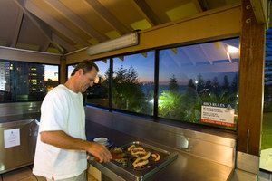 Gemini Court Holiday Apartments - Coogee Beach Accommodation 8