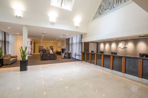 Holiday Inn Potts Point - Coogee Beach Accommodation 3