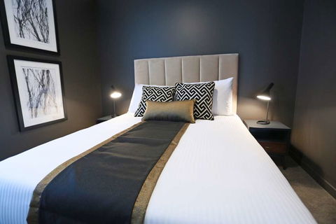 Alex Perry Hotel And Apartments - Coogee Beach Accommodation 10
