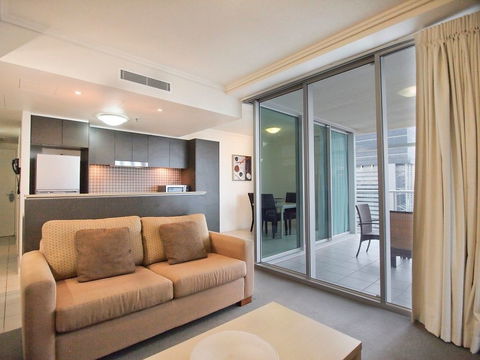 Oaks Casino Towers - Coogee Beach Accommodation 2