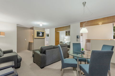 The Airport International Motel - Coogee Beach Accommodation 7