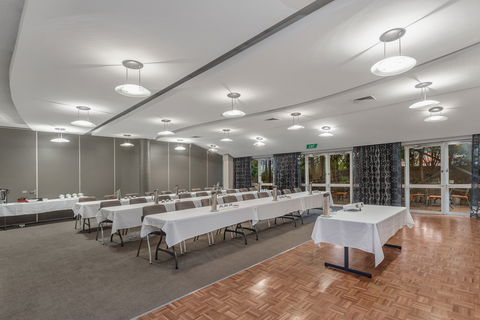 The Airport International Motel - Coogee Beach Accommodation 14