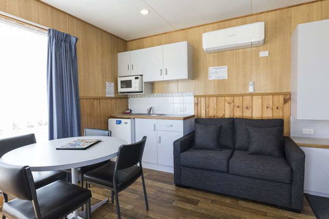 BIG4 Albury Tourist Park - Coogee Beach Accommodation 10