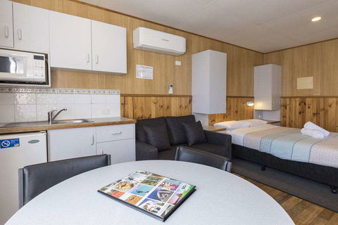 BIG4 Albury Tourist Park - Coogee Beach Accommodation 12